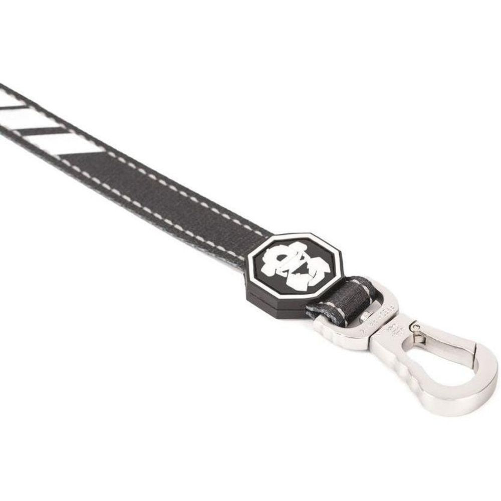 Quotation Mark | Leash
